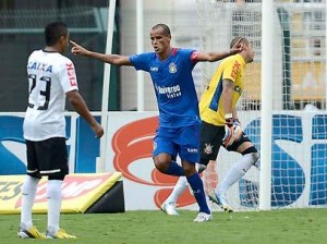 Corinthians vai para cima, mas não consegue a vitória sobre o São Caetano
