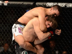 Demian Maia segura Fitch e consegue mais uma vitória nos meio-médios no UFC Demian Maia segura Fitch e consegue mais uma vitória nos meio-médios no UFC