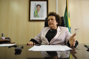 A ministra da Secretaria de Políticas para as Mulheres, Eleonora Menicucci, diz que é prioridade do governo o enfrentamento ao tráfico de pessoas, principalmente as que estão em situação mais vulnerável como mulheres e crianças