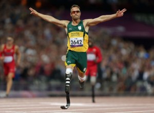 Atleta paralímpico é preso depois de atirar e matar a namorada