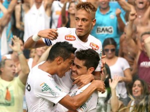 Com Ganso contra Santos vence o São Paulo na Vila Belmiro