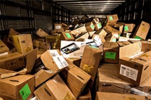 Polícia prende dois homens e encontra parte de carga de tablets roubados em São Paulo