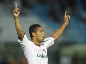 Com time misto, Fluminense vence o Volta Redonda fora de casa