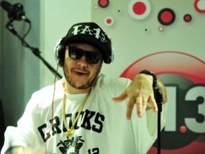 Encontrado morto em São Paulo o vocalista Chorão, do Charlie Brown Jr Encontrado morto em São Paulo o vocalista Chorão, do Charlie Brown Jr