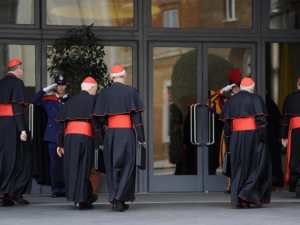 Conclave que escolherá sucessor de Bento XVI começa terça-feira