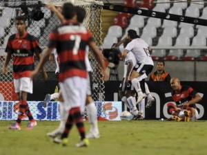 Flamengo sai na frente, mas toma virada do Resende na Taça Rio Flamengo sai na frente, mas toma virada do Resende na Taça Rio