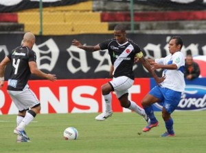 Vasco pressiona, mas não sai do zero com o Olaria