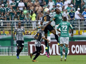 Palmeiras e Santos ficam no empate sem gols em São Paulo Palmeiras e Santos ficam no empate sem gols em São Paulo