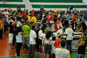 Jovens cientistas usam robótica e tecnologia para ajudar idosos