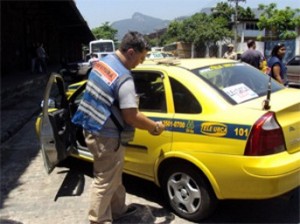Rodoviária Novo Rio terá fiscalização permanente para acabar com táxis ilegais