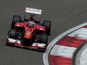 Alonso com melhor estratégia vence disparado o GP da China de Fórmula 1