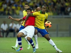 Seleção Brasileira empata com o Chile e sai vaiada do Mineirão