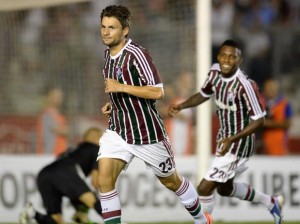 Fluminense vence o Caracas e chega às oitavas da Libertadores Fluminense vence o Caracas e chega às oitavas da Libertadores