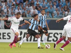 Fluminense empata com o Grêmio em Porto Alegre e fica a 1 ponto da classificação