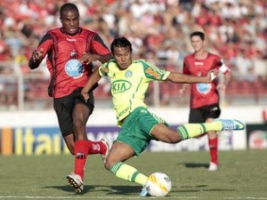 Palmeiras leva gol no final e perde para o Ituano