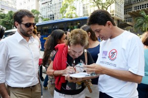 Campanha contra a "PEC da Impunidade" ganha as ruas do Rio e terá ato público