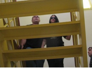 Pai do menino Felipe Bichara, morto em Barra do Piraí, presta depoimento sobre o crime (Foto: Cristiane Cardoso/G1)