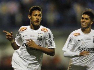 Santos goleia União Barbarense por 4 a 0 com quatro gols de Neymar