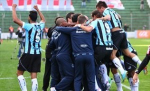 Grêmio estreia com vitória contra o Náutico