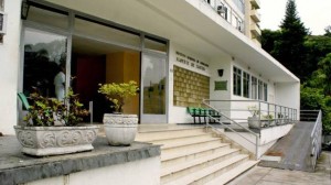 Mulher vítima de erro médico no atendimento em hospital do Rio já se encontra em casa Mulher vítima de erro médico no atendimento em hospital do Rio já se encontra em casa