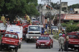 Depois de incêndio Inea vai negar pedido de licença ambiental de empresa que pegou fogo em Duque de Caxias Depois de incêndio Inea vai negar pedido de licença ambiental de empresa que pegou fogo em Duque de Caxias