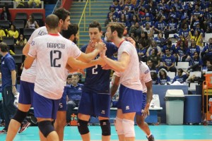 Brasil é superado pela França e sofre primeira derrota na competição