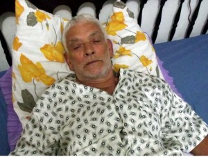 Idoso em greve de fome em Itaperuna por atendimento da Prefeitura vai parar na UPA