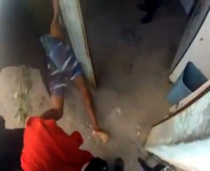 Justiça defere exumação de corpos da Favela do Rola