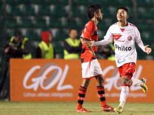Flamengo joga mal e perde para o Náutico em Florianópolis
