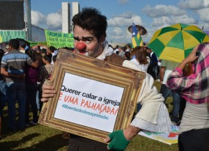 Evangélicos fazem manifestação em frente ao Congresso Nacional pela Liberdade de Expressão e pela Família