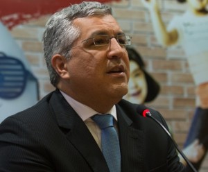 Ministro da Saúde não avaliza a peça da campanha contra a associação entre a prostituição e a infecção pelo HIV/aids