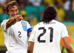 Uruguai vence a Nigéria e segue com chance de classificação na Copa das Confederações Uruguai vence a Nigéria e segue com chance de classificação na Copa das Confederações