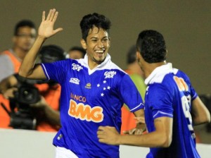 Cruzeiro vence o Atlético-GO e garante a classificação para as oitavas de final da Copa do Brasil