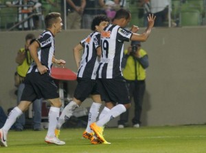 Atlético-MG vence o Criciúma e respira no Brasileirão