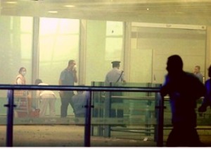 Bomba é detonada no aeroporto de Pequim e fere várias pessoas