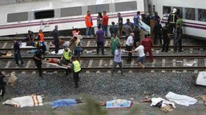 Acidente de trem na Espanha mata pelo menos 77 pessoas