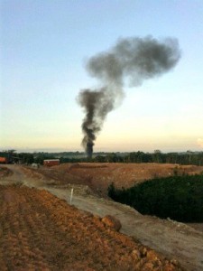 Avião explode durante procedimento de decolagem em aeroporto de Manaus - Foto: Evandro Freitas/Divulgação