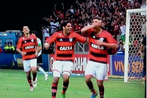 Flamengo sai na frente, mas Coritiba consegue o empate no Mané Garrincha Flamengo sai na frente, mas Coritiba consegue o empate no Mané Garrincha