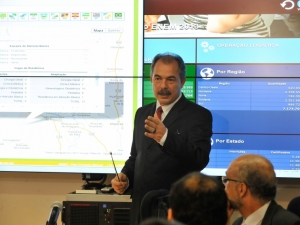 Lacres eletrônicos serão instalados em pacotes de provas do Enem Lacres eletrônicos serão instalados em pacotes de provas do Enem