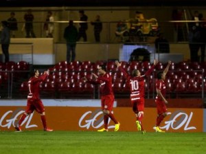São Paulo perde para o Internacional em casa