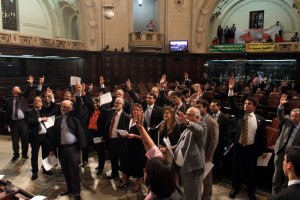 Alerj anistia bombeiros e PMs envolvidos em movimentos no último ano