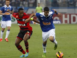 Flamengo perde para o Cruzeiro e leva a decisão para o Maracanã