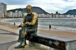 Rio inaugura site que conta história de monumentos da cidade como a Estátua de Carlos Drummond de Andrade