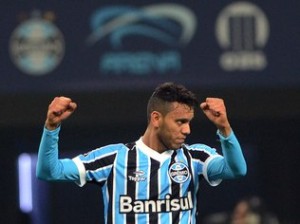 Grêmio vence o Santos e continua na Copa do Brasil