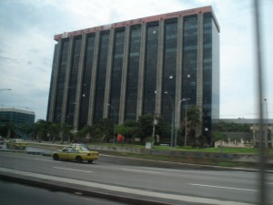 PM informou que Prefeitura do Rio de Janeiro foi atingida por tiros