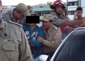 Mulher tenta se jogar de ponte no centro de Itaperuna