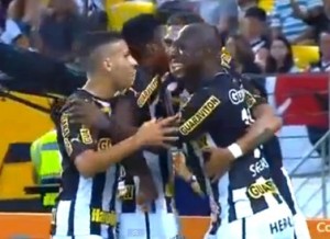 Botafogo derrota o Vasco no clássico carioca do Brasileirão Botafogo derrota o Vasco no clássico carioca do Brasileirão