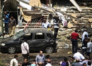 No Egito atentado a bomba quase atinge Ministro no Cairo