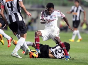 Ronaldinho Gaúcho salva o Atlético-MG de uma derrota contra o Fluminense