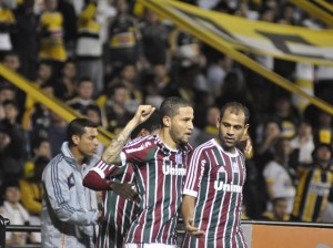 Fluminense bate o Criciúma e chega a sua segunda vitória seguida no Brasileiro
